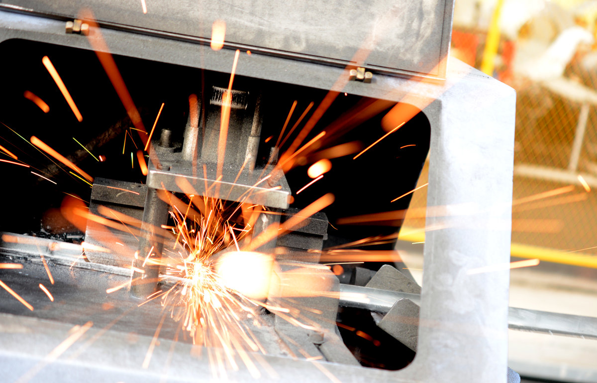 Dayanıklı galvanizli sac çözümleri — Zeybek Metal